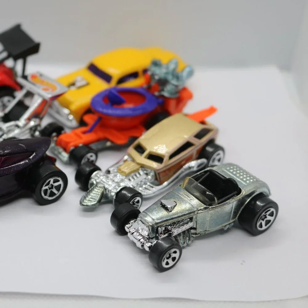 Hot Wheels lot of 7 all cool rides fresh out of blister packs
